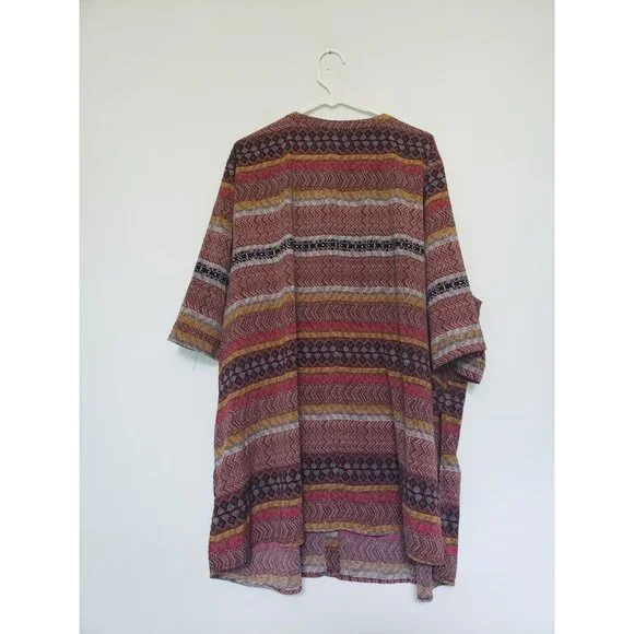 Catherines Women Plus 3X Blouse Geometric Button Up Office Short Sleeve Stretch - Picture 2 of 5